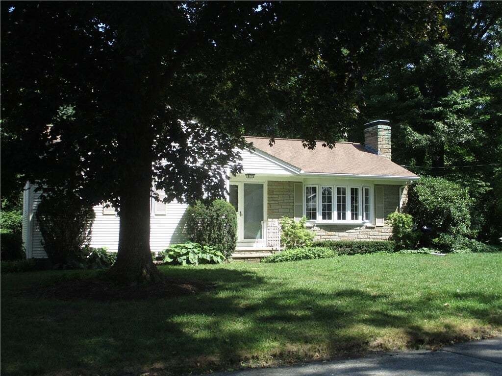 House in Cumberland, Rhode Island, United States 2 - 18718353