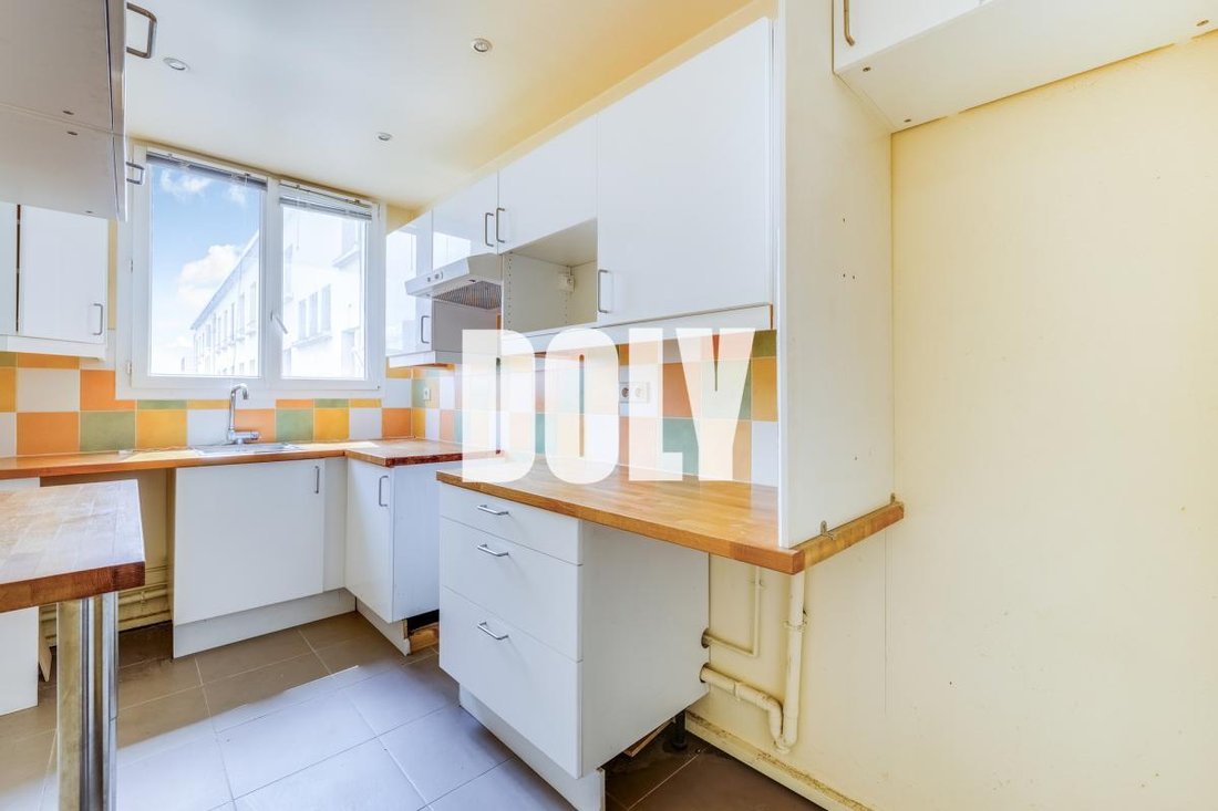 Apartment in Saint-Cloud, Ile-de-France, France 5 - 18716550