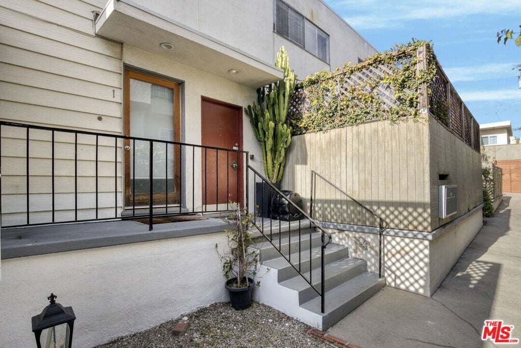 Santa Monica, California, United States 5 - 18718927