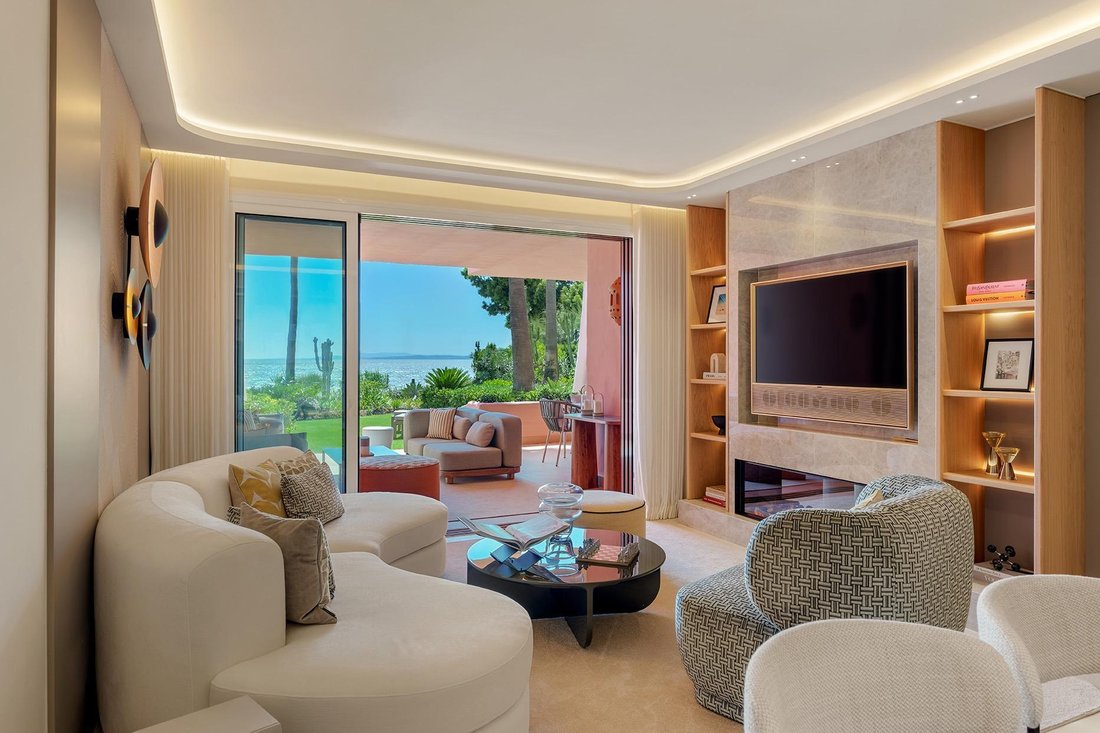 Apartment in Gualdalmansa, Estepona, Andalusia 5 - 18719523