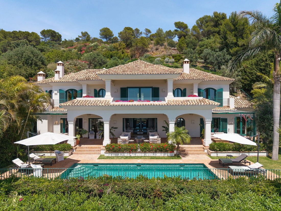 Villa in Sierra Blanca, Marbella, Spain 1 - 18716489
