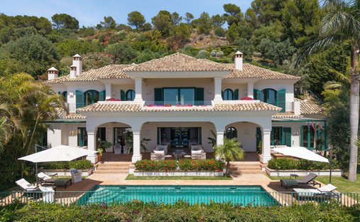 Villa in Cascada de Camoján, Sierra Blanca, Marbella 1