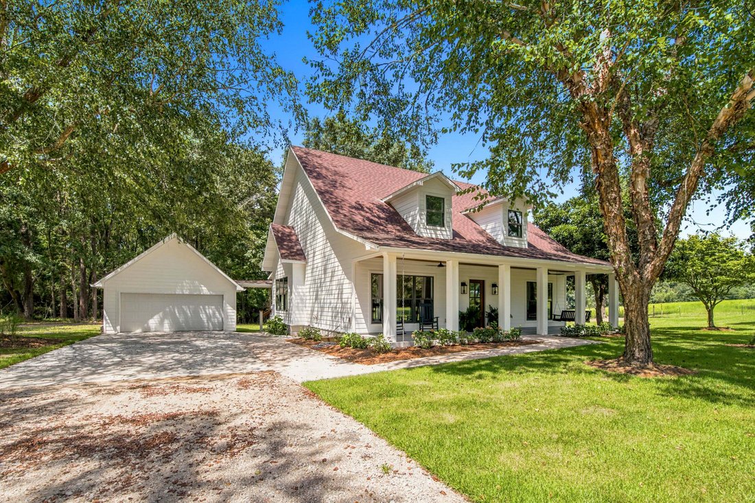 House in DeFuniak Springs, Florida, United States 4 - 18718333