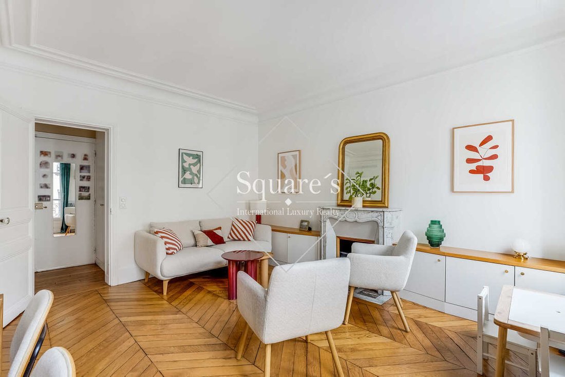 Apartment in La Fourche-Guy Môquet, Paris 17e Arrondissement, Paris 4 - 18719698
