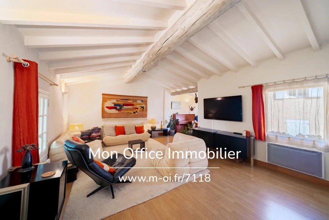 Appartement à Granettes-Jauberte-Sainte Anne, Aix-en-Provence, France 1 - 18716572