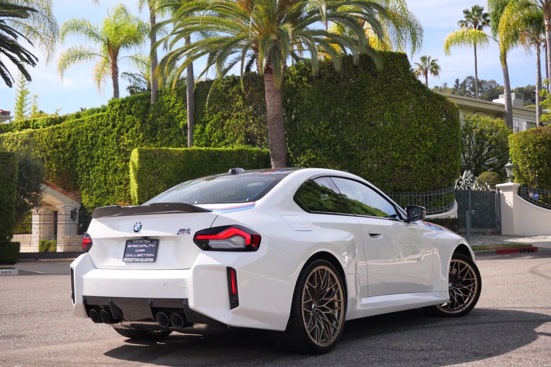 Coupe in West Hollywood, CA, United States 5 - 18717101