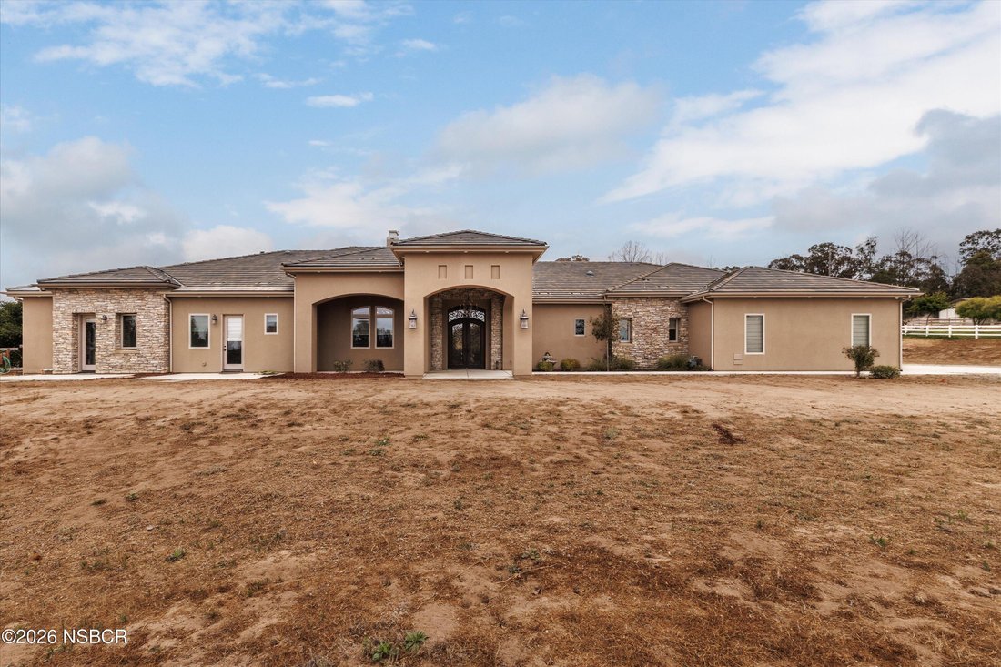 House in Arroyo Grande, California, United States 5 - 18718015