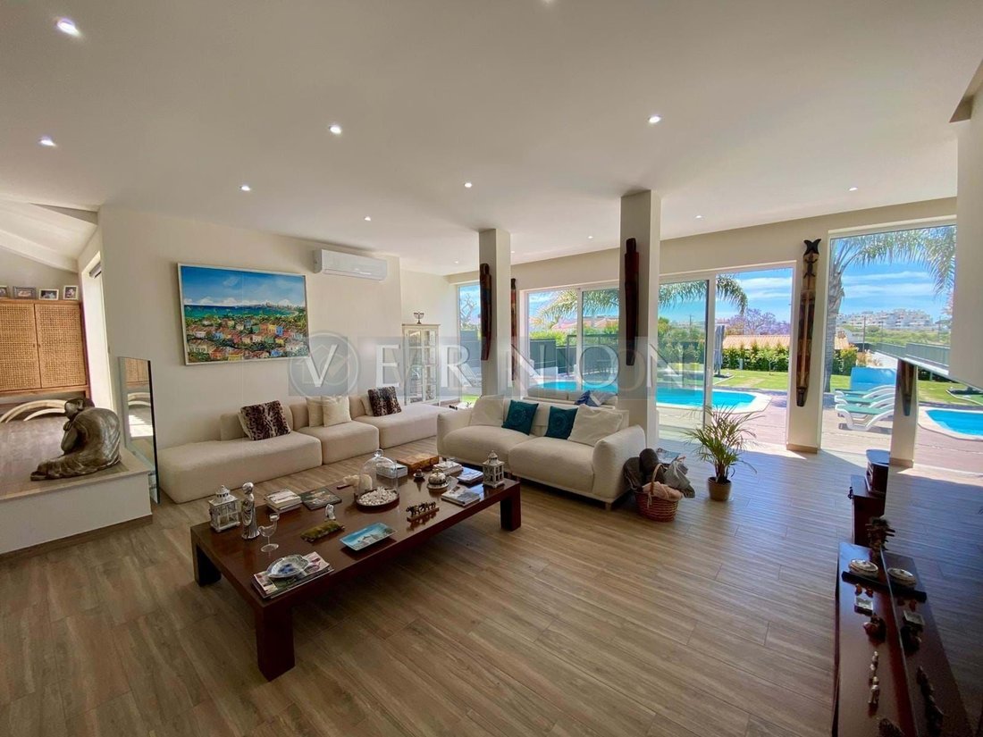 Villa en Olhos de Agua, Algarve, Portugal 2 - 17967843