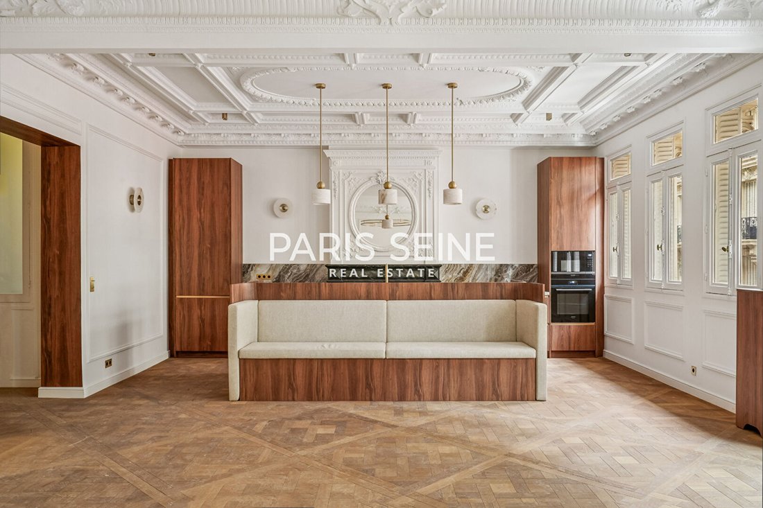 Apartment in Triangle d'Or, Paris 8e Arrondissement, Paris 4 - 18719923