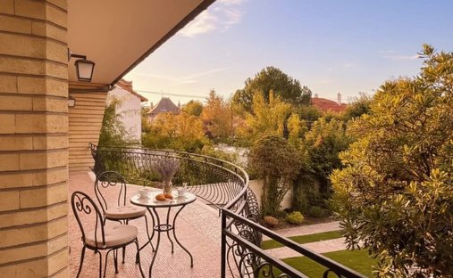 Casa en Chennevieres-sur-Marne, Isla de Francia, Francia 1