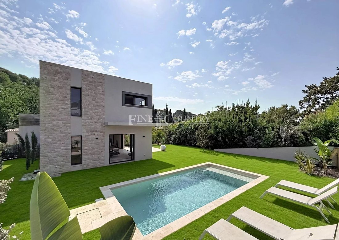 Villa à Mougins, Provence-Alpes-Côte d'Azur, France 1 - 18717145