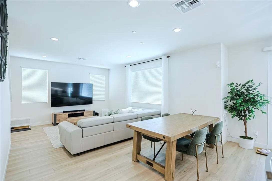 Condo in Whittier, California, United States 3 - 18715873