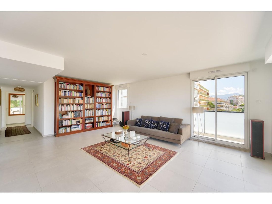 Apartamento en Niza, Provenza-Alpes-Costa Azul, Francia 3 - 18716569