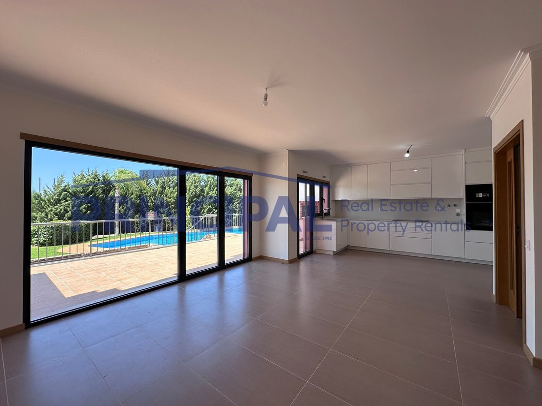 Townhouse in Guia, Algarve, Portugal 1 - 18719745