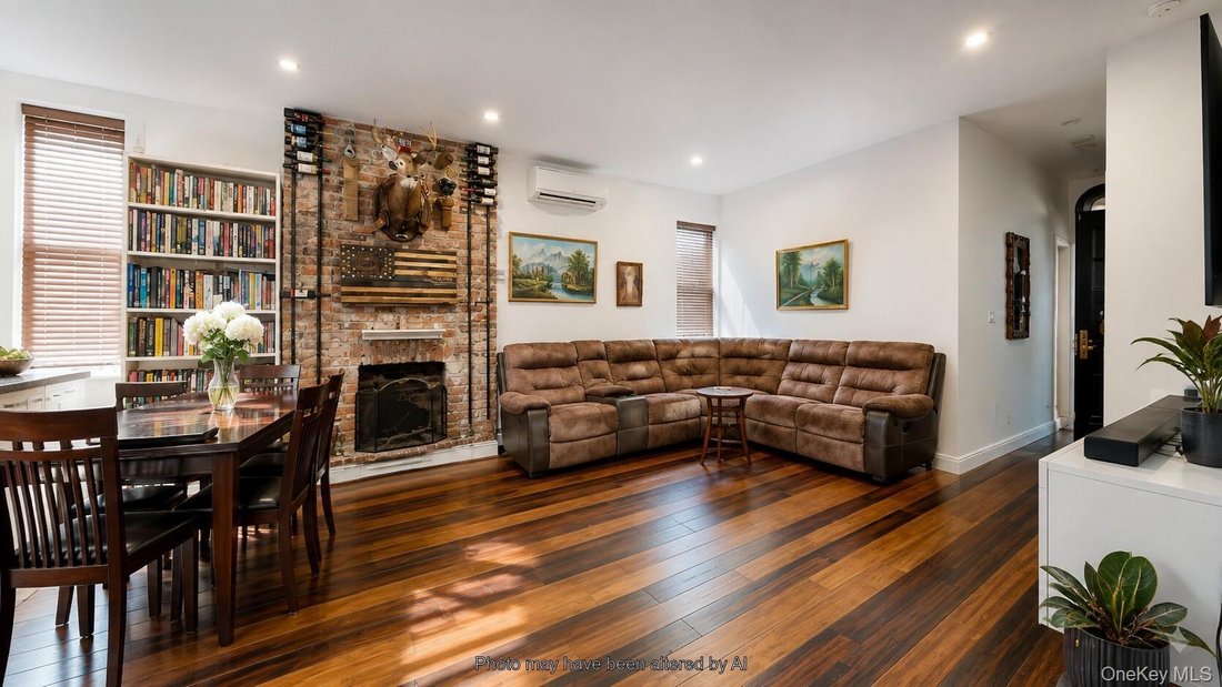 House in New York, New York, United States 5 - 18717983