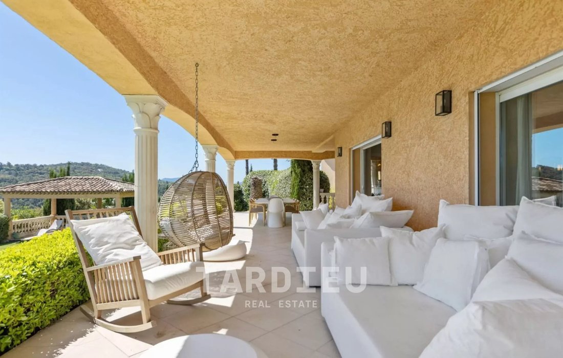 Villa a Grimaud, Provenza-Alpi-Costa Azzurra, Francia 4 - 18716801