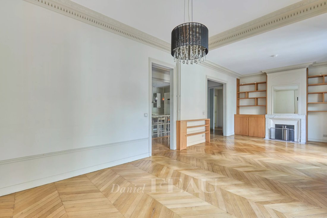 Apartment in La Plaine des Sablons, Neuilly-sur-Seine, France 5 - 17976468