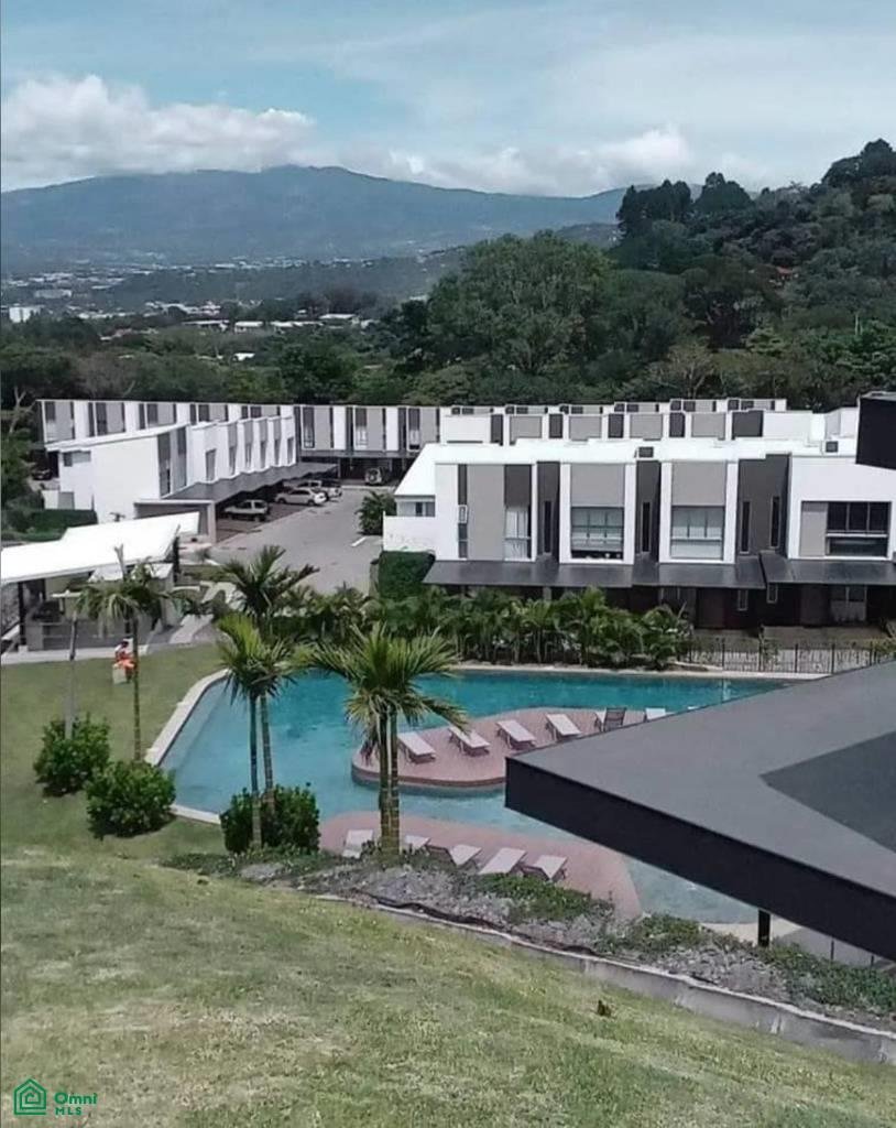 Condo in Cinco Esquinas, San José Province, Costa Rica 3 - 17729110
