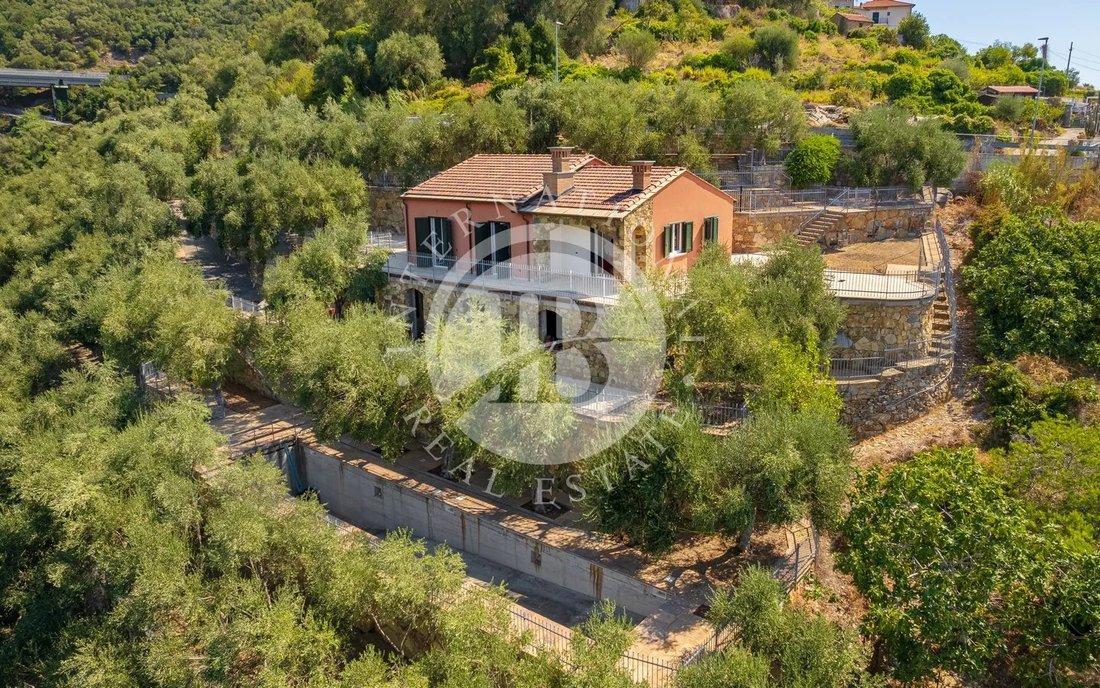 Villa in Terzorio, Liguria, Italy 4 - 18717110