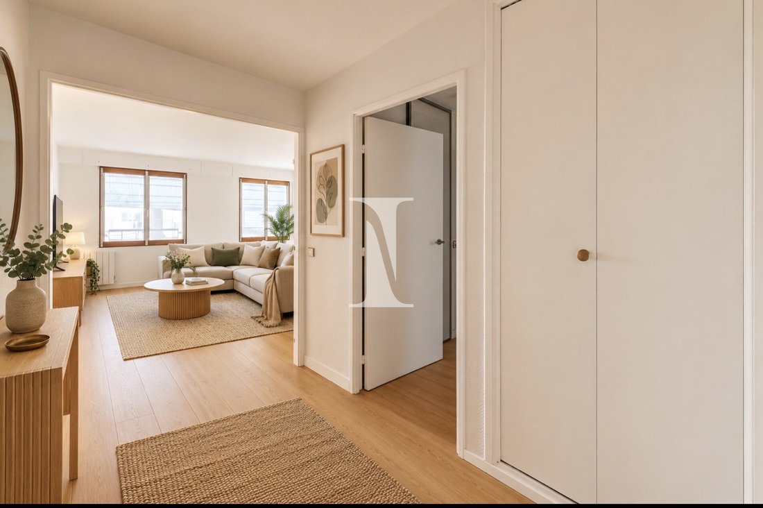 Appartement à Perouses, Paris, Île-de-France 2 - 17336219