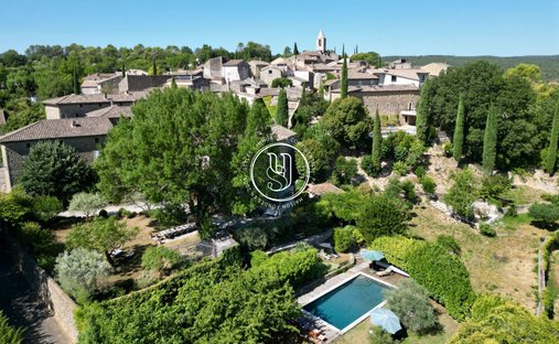 Villa en Uzès, Occitania, Francia 1