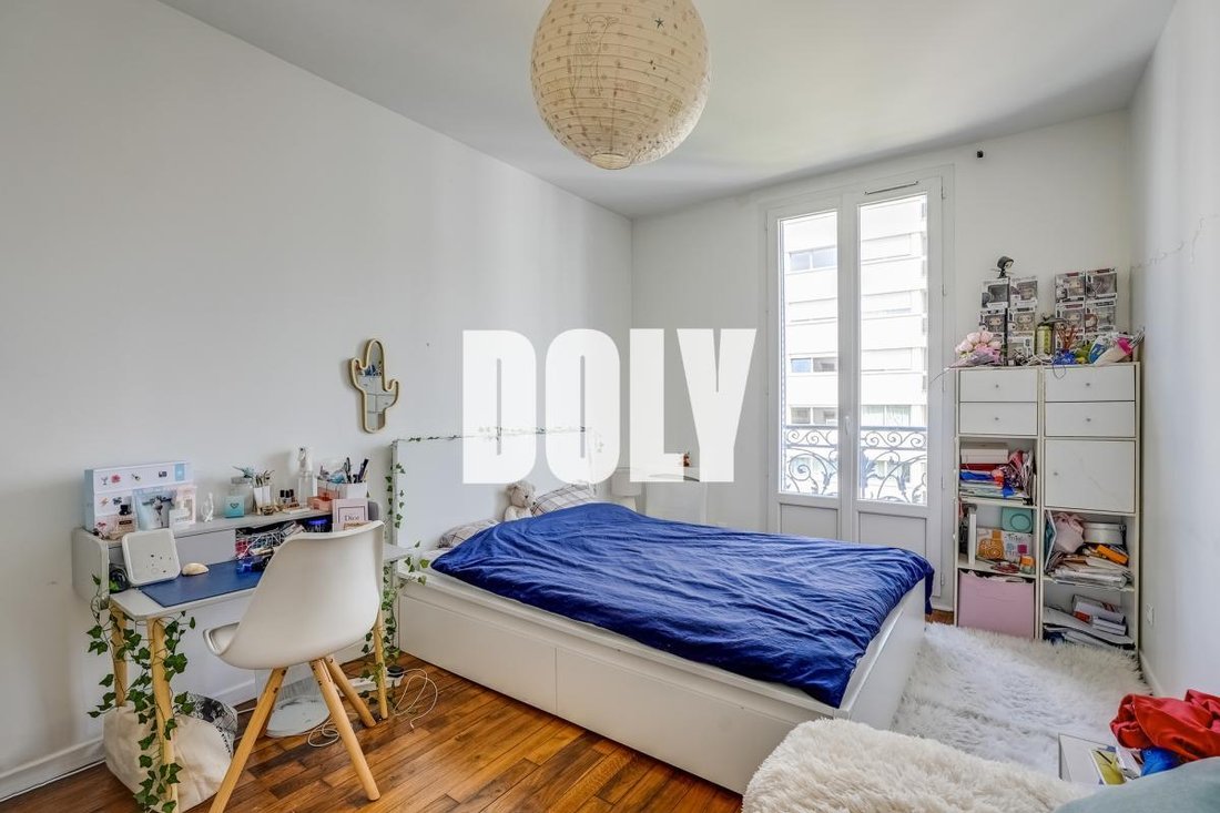 Apartment in Montrouge, Ile-de-France, France 5 - 18716512