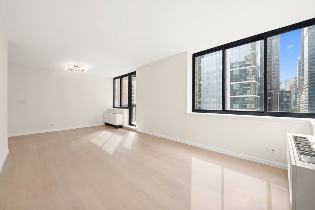 Andere in New York City, New York, Vereinigte Staaten 3 - 18719653