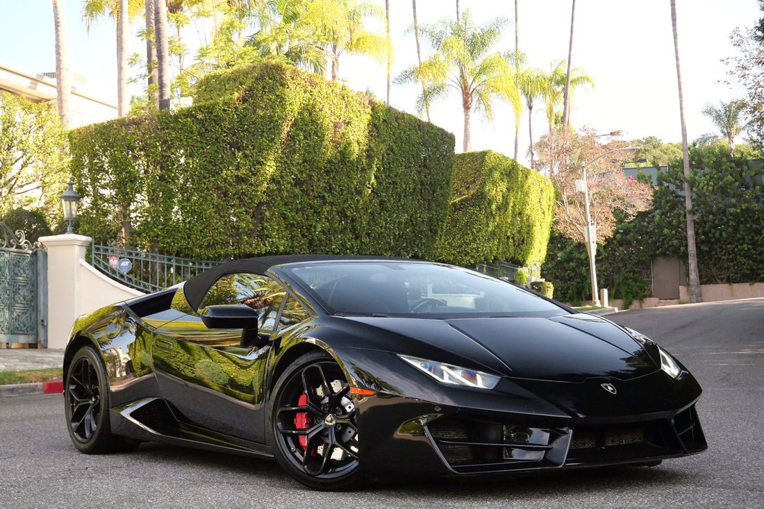 Cabriolet in West Hollywood, CA, United States 3 - 18716911