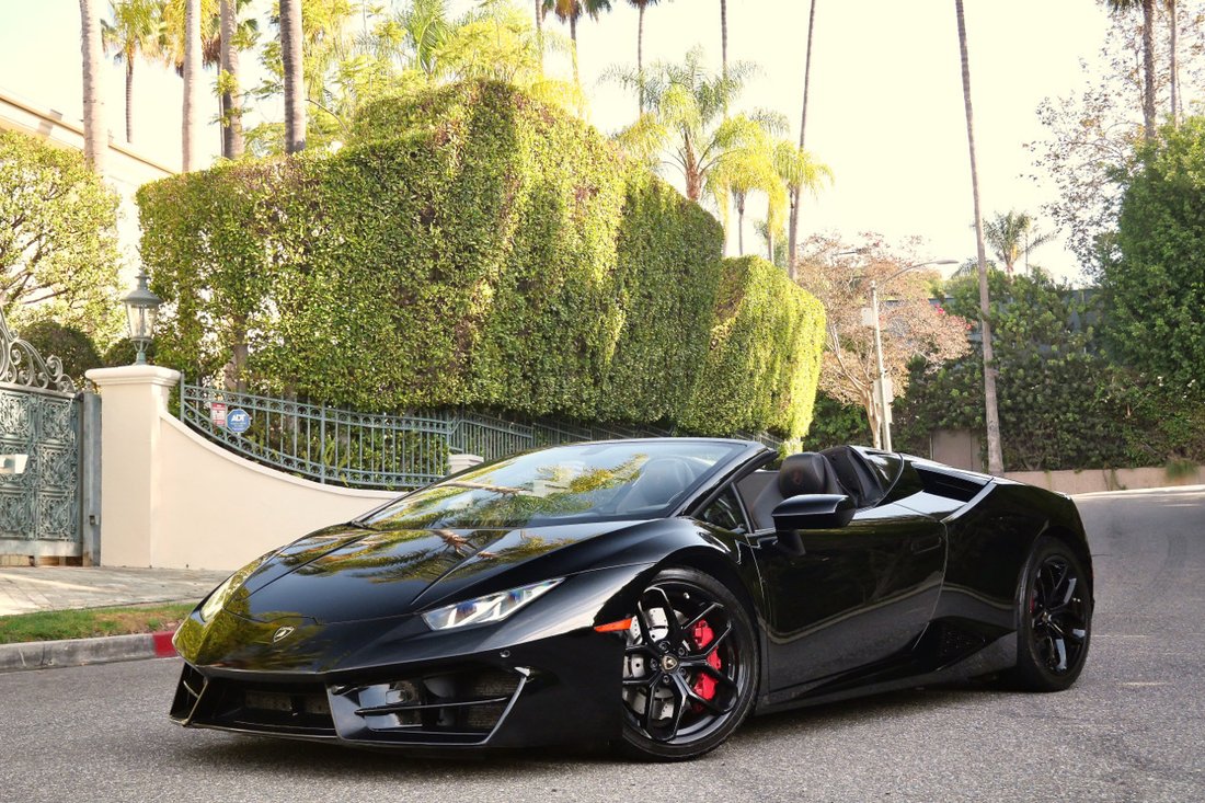 Cabriolet in West Hollywood, CA, United States 1 - 18716911