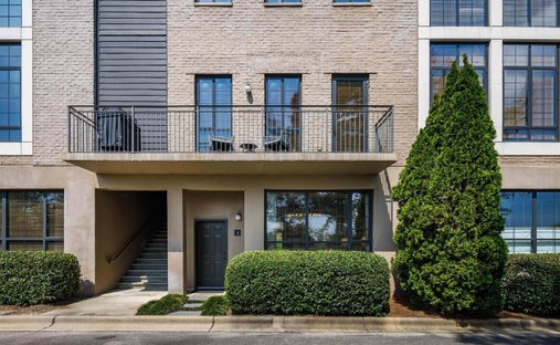 Condo in Mountain Brook, Alabama, United States 1