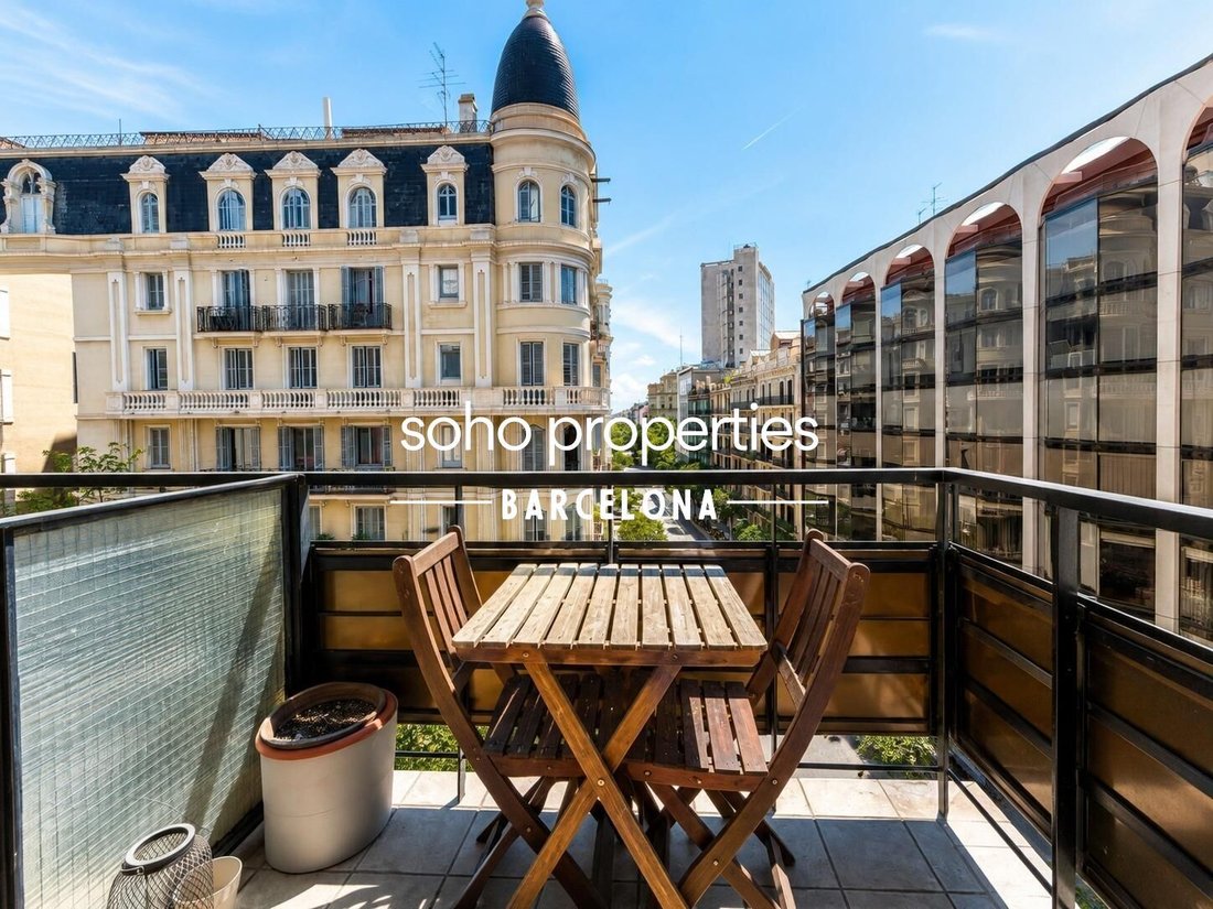 Apartment in Sarrià-Sant Gervasi, Barcelona, Spain 1 - 18720237