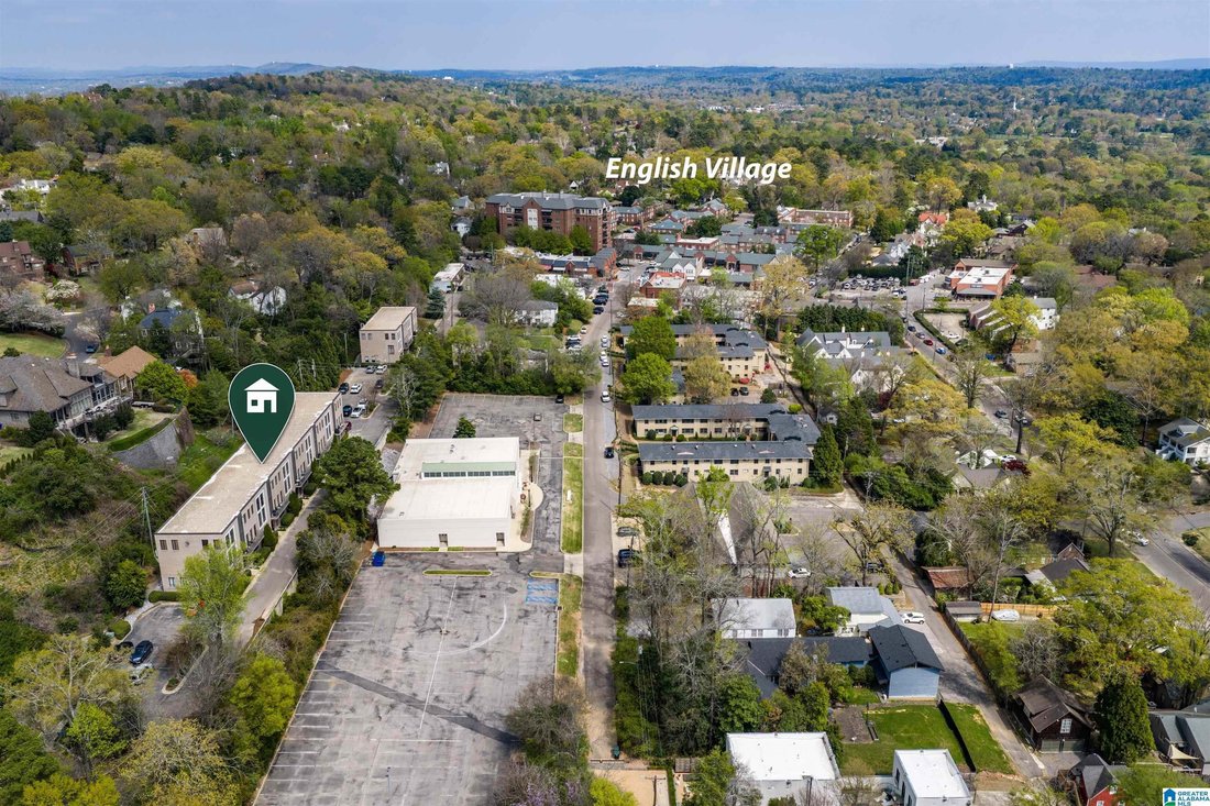 Condo in Mountain Brook, Alabama, United States 2 - 18720320