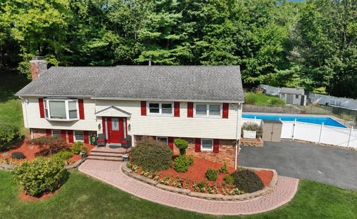 House in Montebello, New York, United States 1