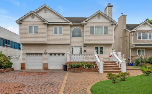 Maison à Freeport, État de New York, États-Unis 1