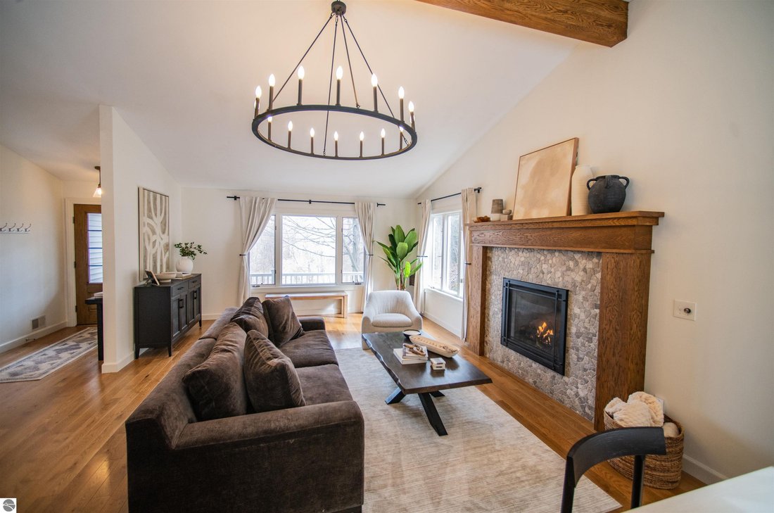 Casa a Suttons Bay, Michigan, Stati Uniti 4 - 18720292