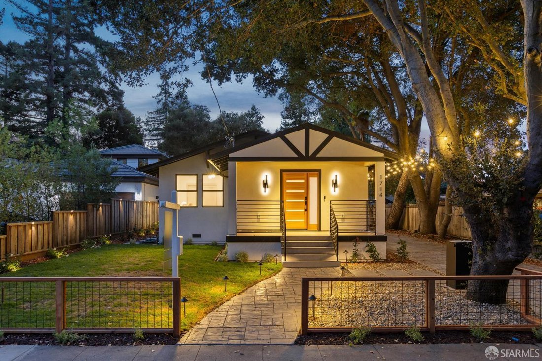 Casa a Emerald Lake Hills, California, Stati Uniti 1 - 18720199