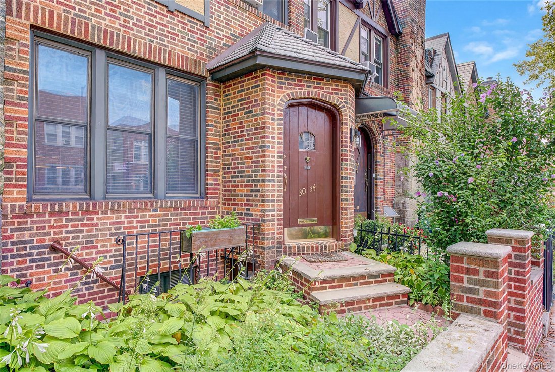 House in New York, New York, United States 2 - 18306093