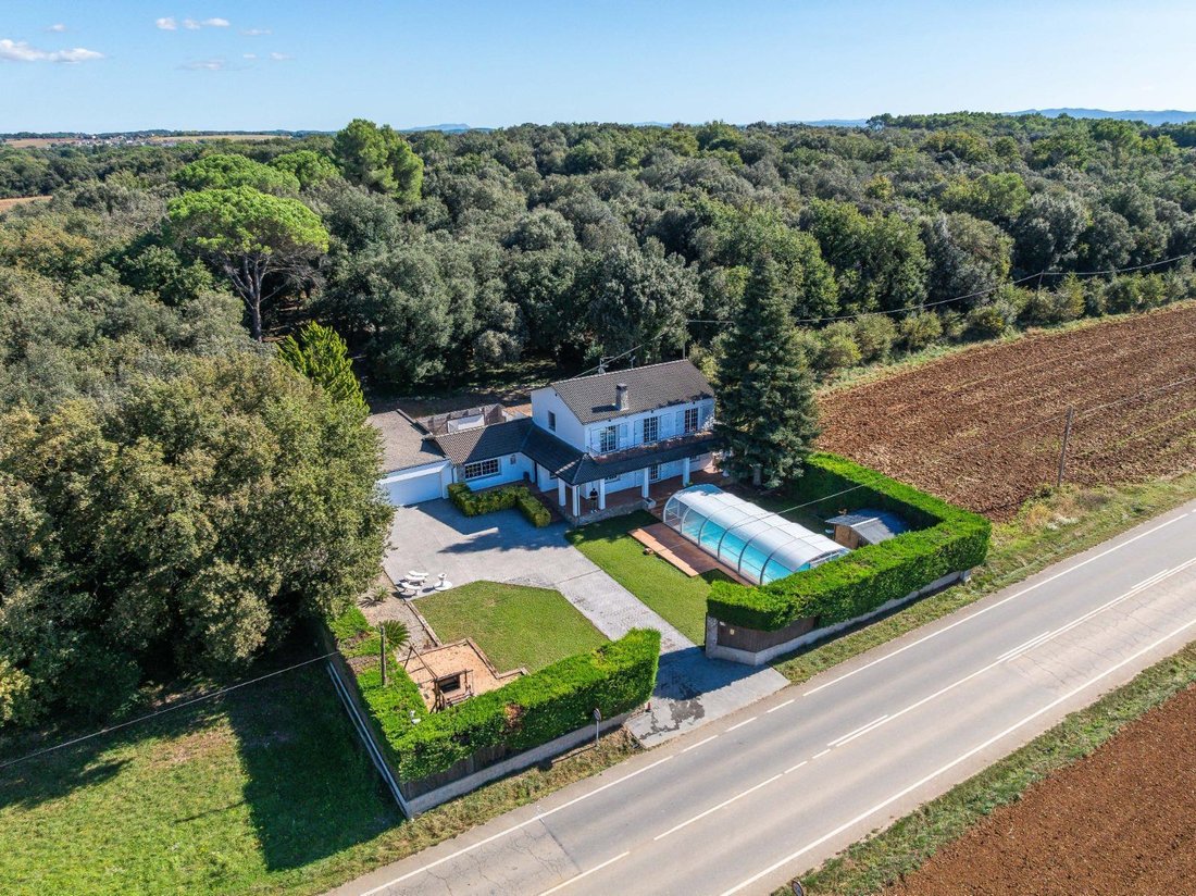Chalet en Porqueras, Cataluña, España 1 - 18720202