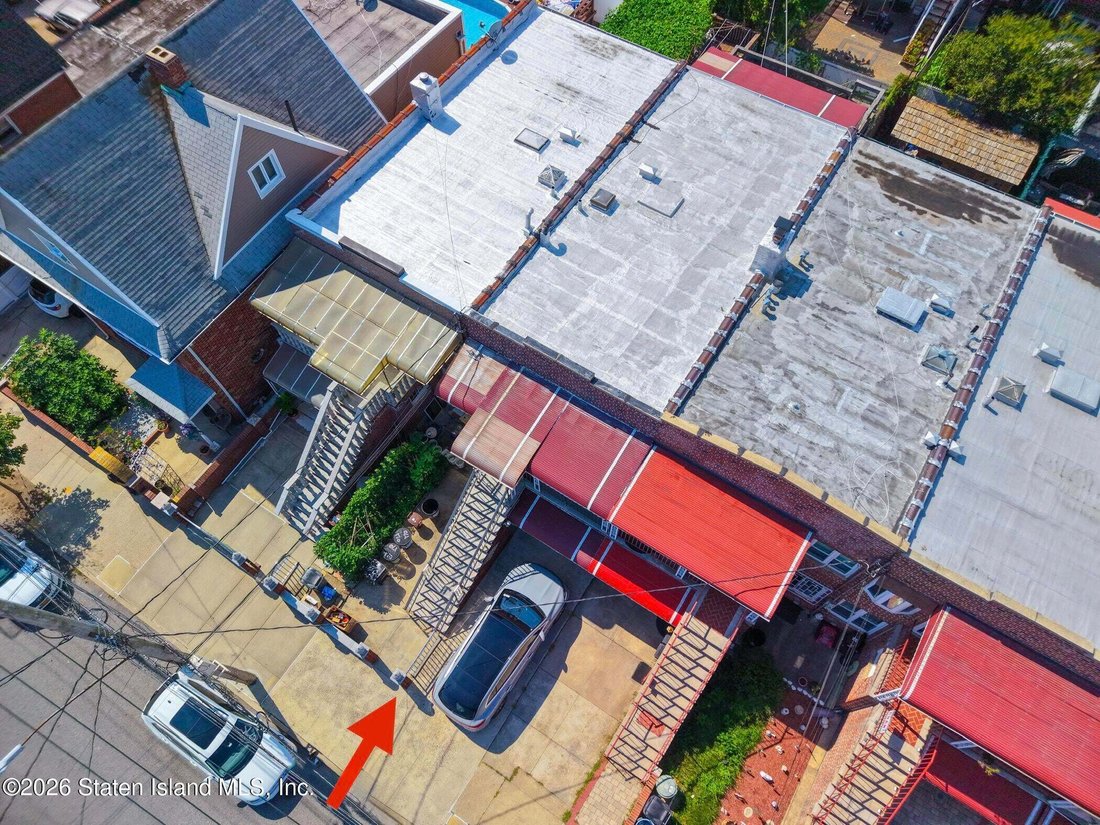 House in New York, New York, United States 4 - 18720344