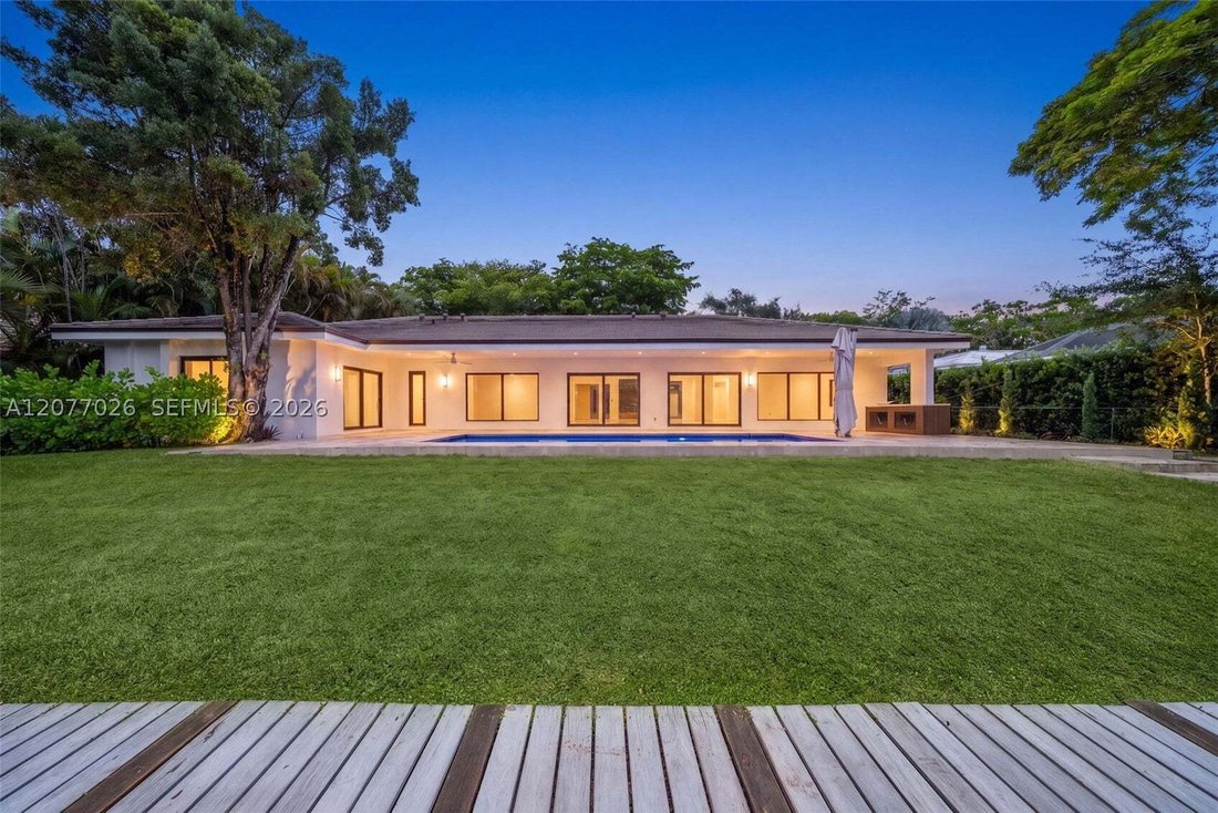 Casa a Coral Gables, Florida, Stati Uniti 2 - 18720461