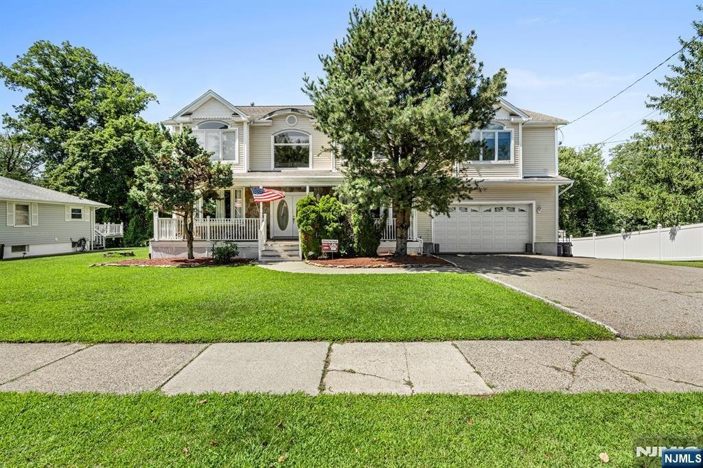 House in Wayne, New Jersey, United States 2 - 18720416