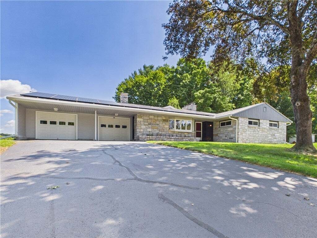 Maison à Thompson, Connecticut, États-Unis 1 - 18720426