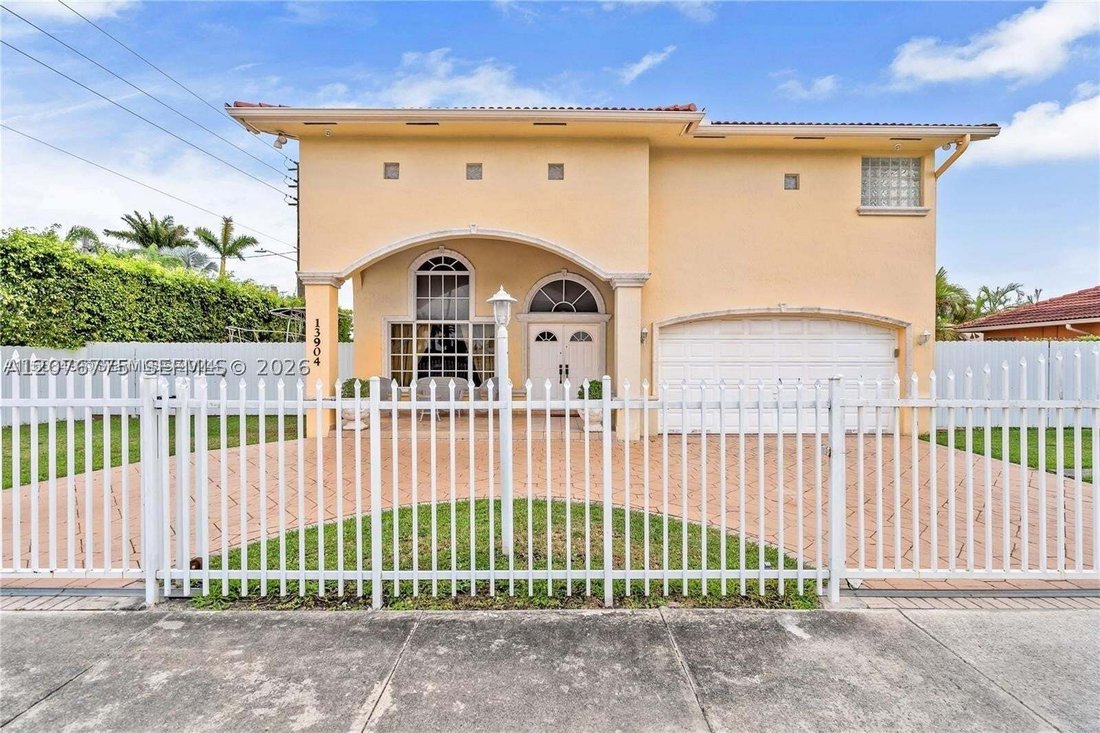 Casa a Miami, Florida, Stati Uniti 3 - 18720463