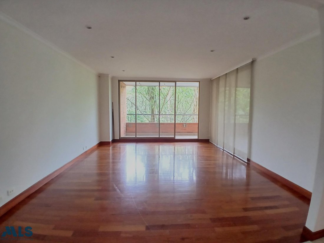 Apartment in Medellín, Antioquia, Colombia 2 - 18720643