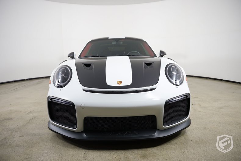 Coupe in Chatsworth, United States 3 - 18720632