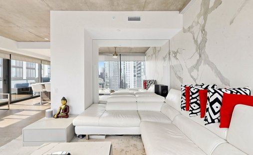 Apartment in Toronto, Ontario, Canada 1