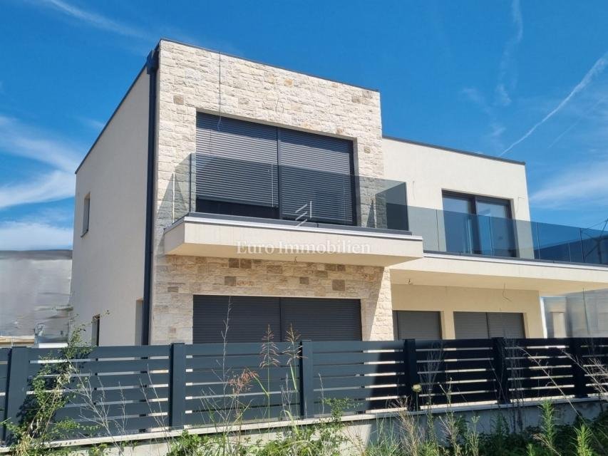 House in Porec, Istria County, Croatia 4 - 18720775