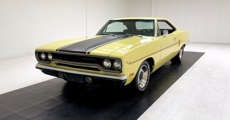 Coupe in Morgantown, United States 1 - 18720650