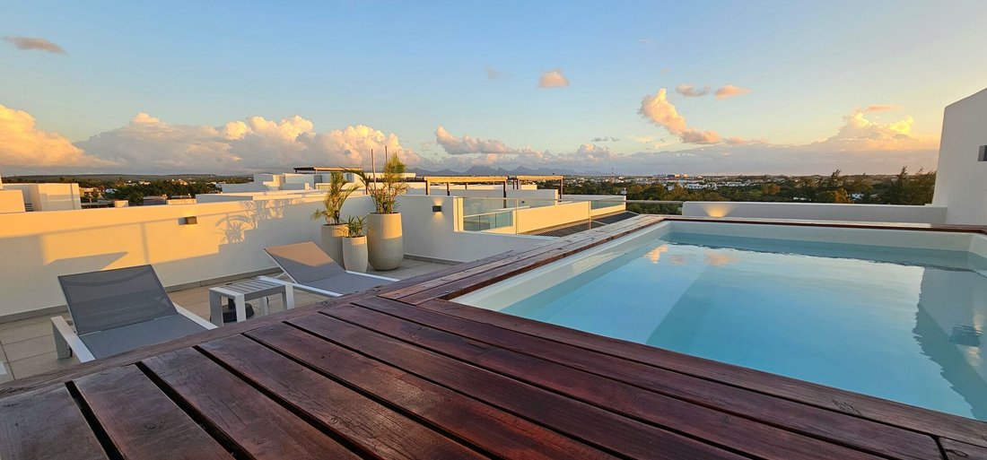 Apartment in Grand Baie, Rivière du Rempart District, Mauritius 2 - 18720735