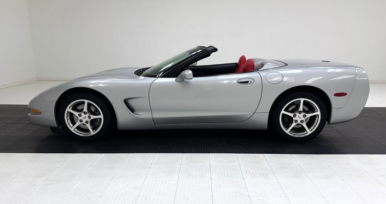 Cabriolet in Morgantown, United States 4 - 18720655